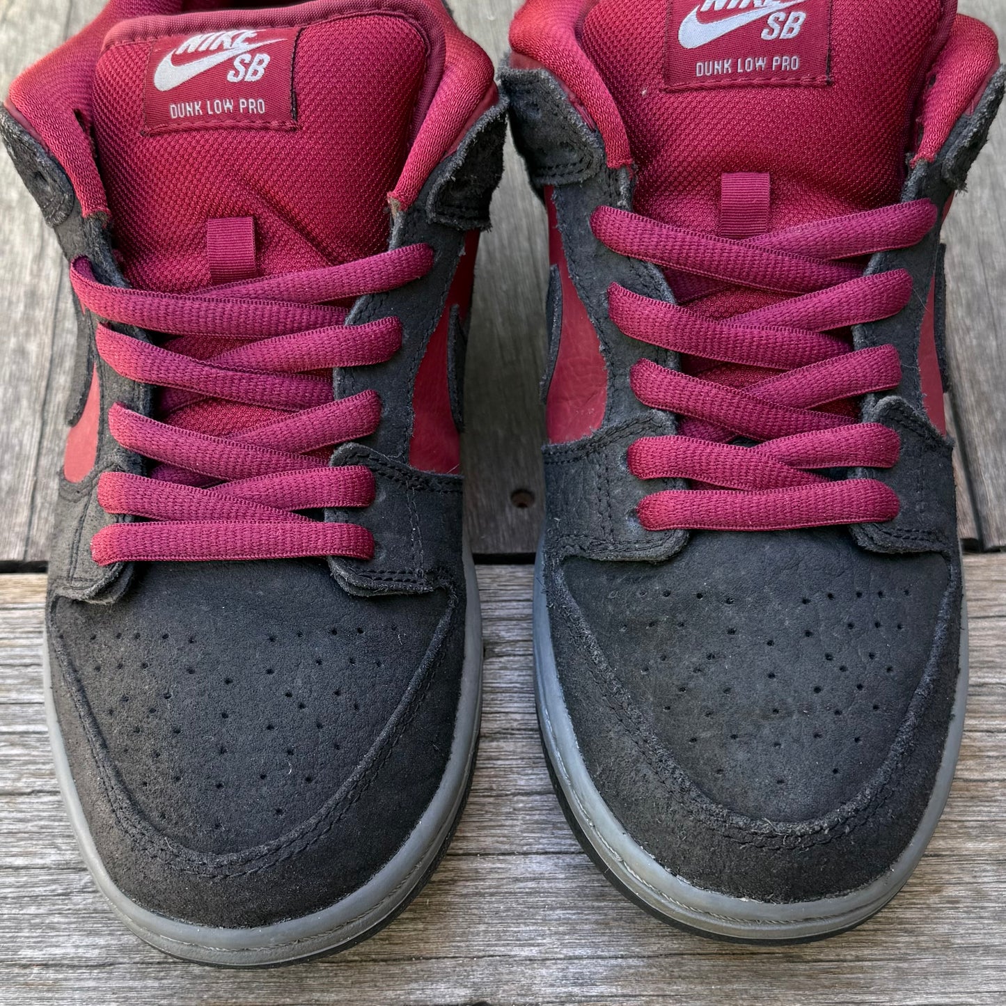Nike SB Dunk Low Red Wine Size 8