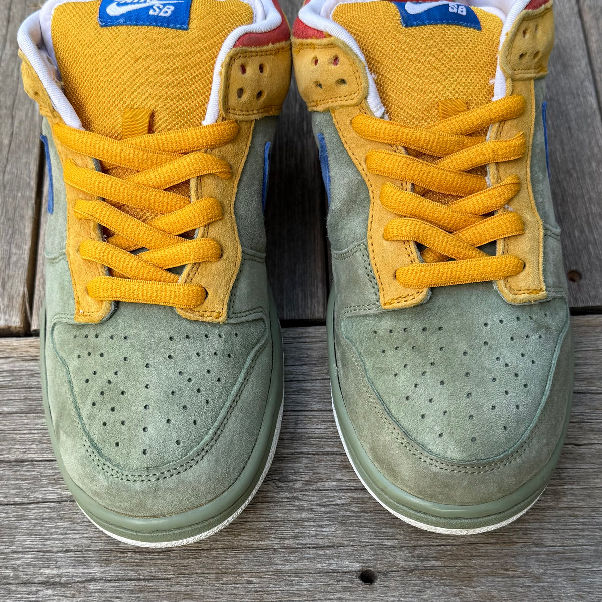 Nike SB Dunk Low Puff N Stuff Size 9.5