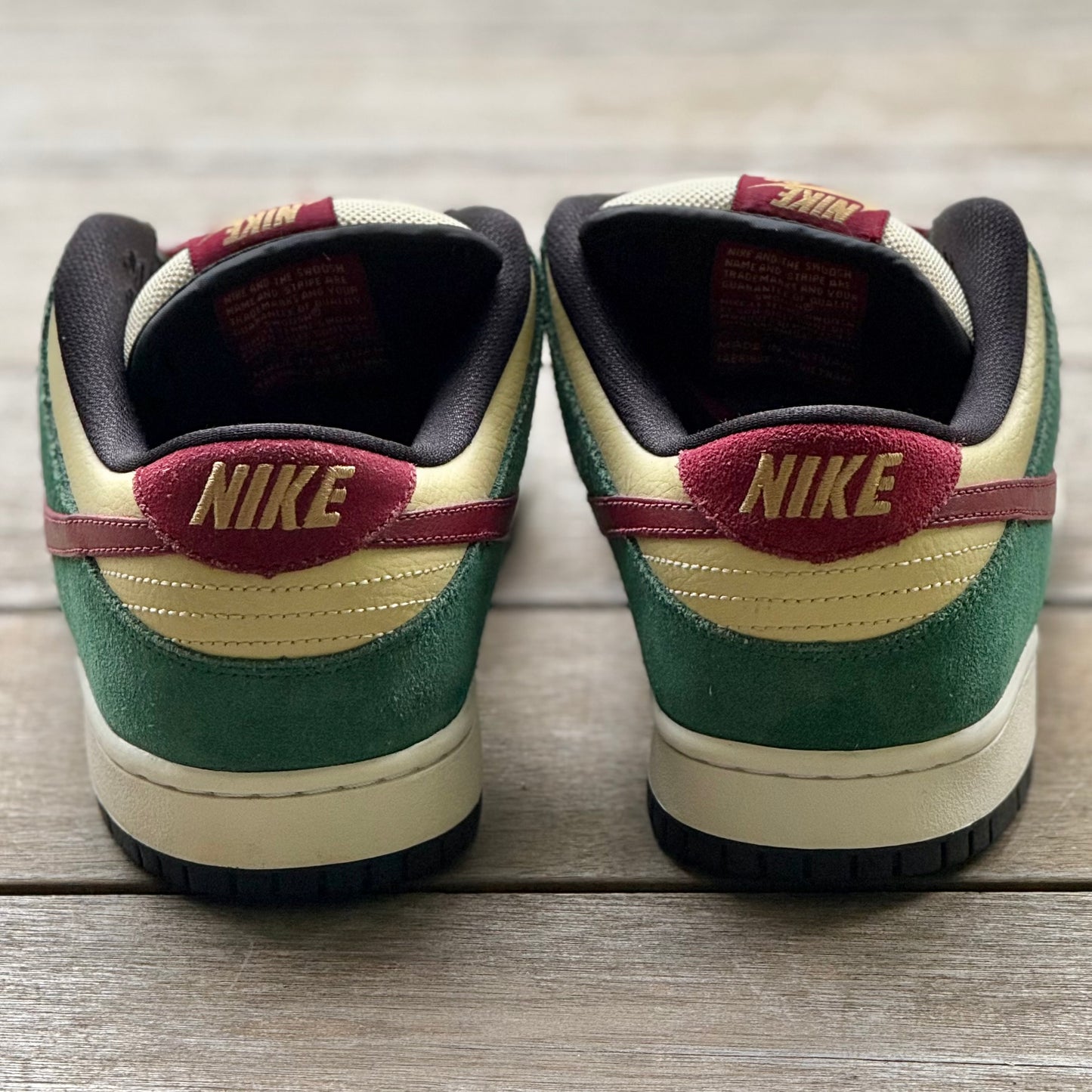Nike SB Dunk Low Jameson Vegas Gold Size 9.5