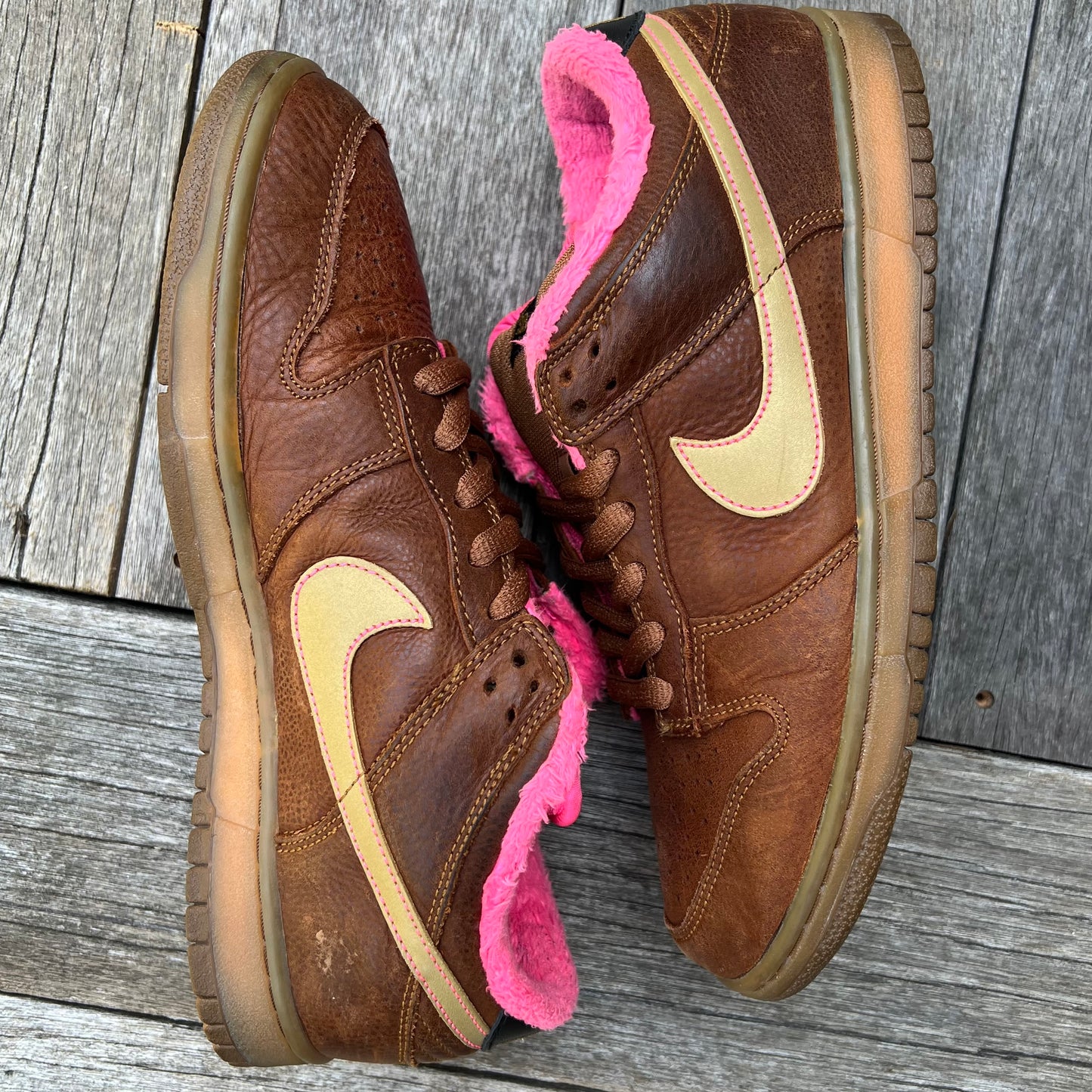 Nike SB Dunk Low Gibson Size 10