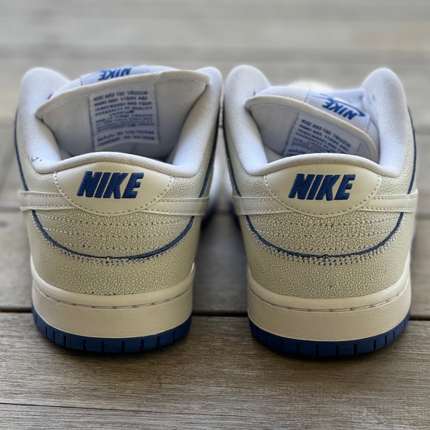 Nike SB Dunk Low Cracked Leather Size 9.5