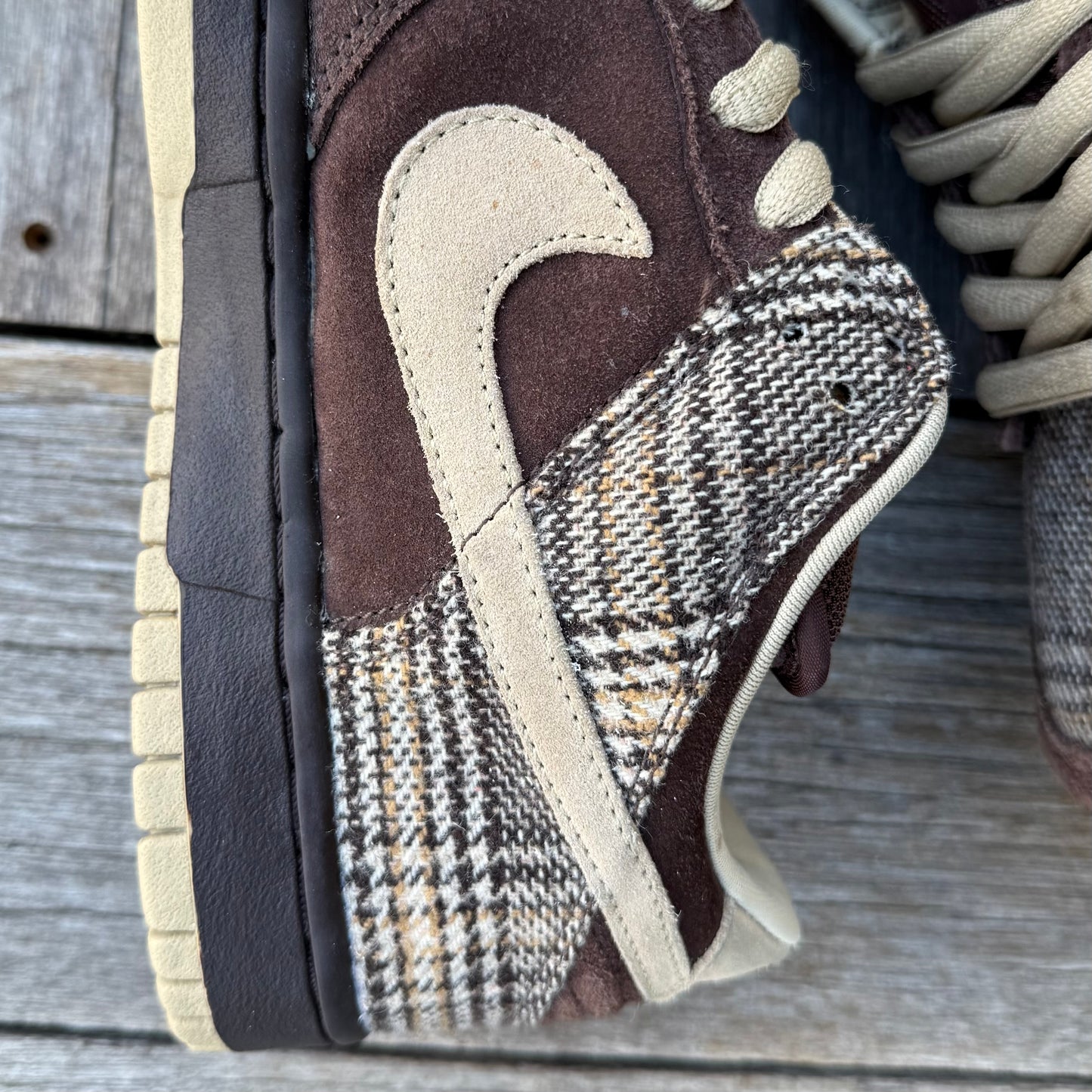 Nike SB Dunk Low Tweed Size 9