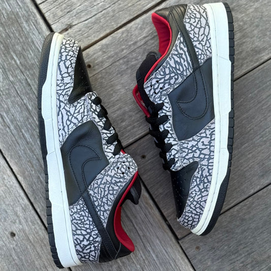 Nike SB Dunk Low Black Cement Supreme Size 9.5