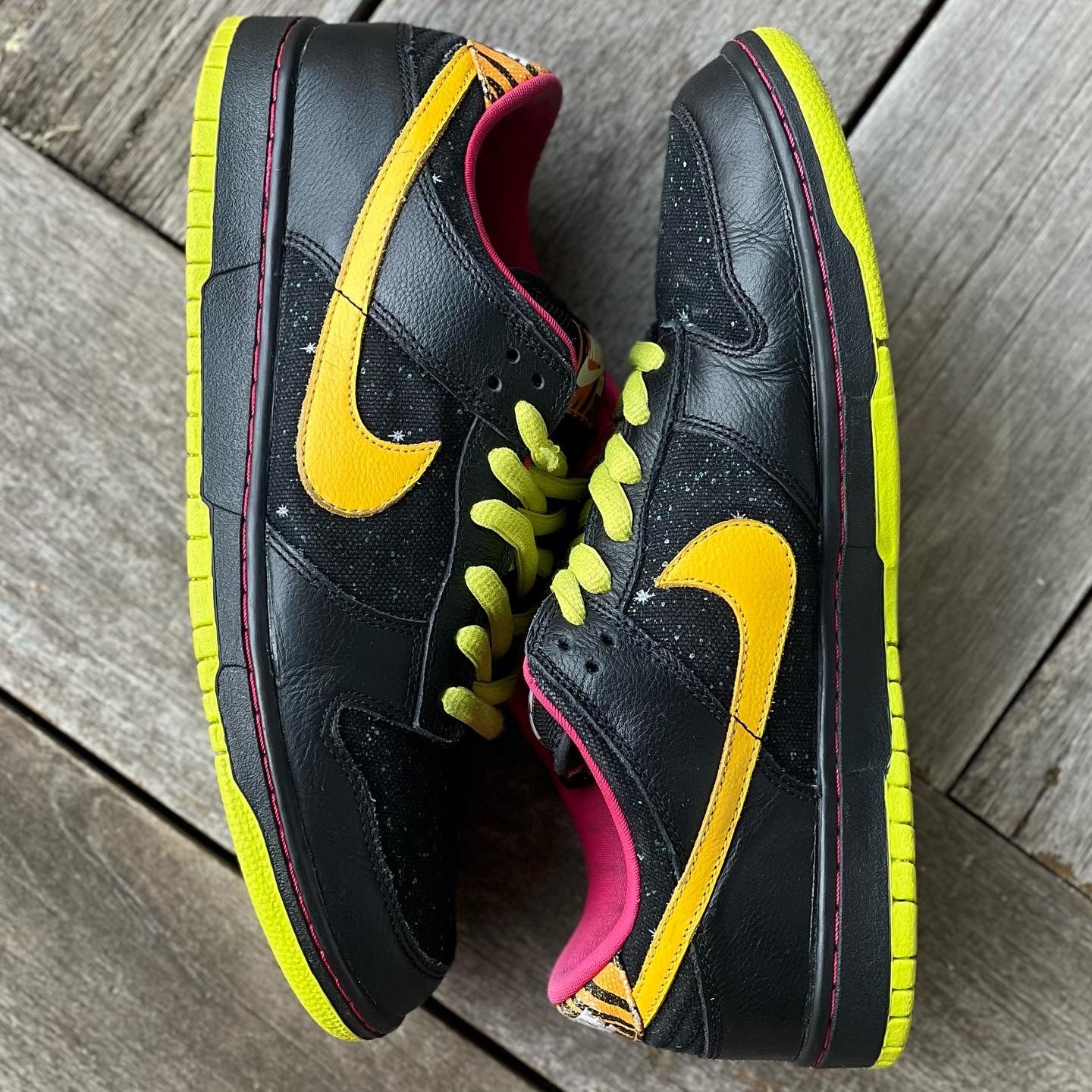 Nike sb sales space tiger