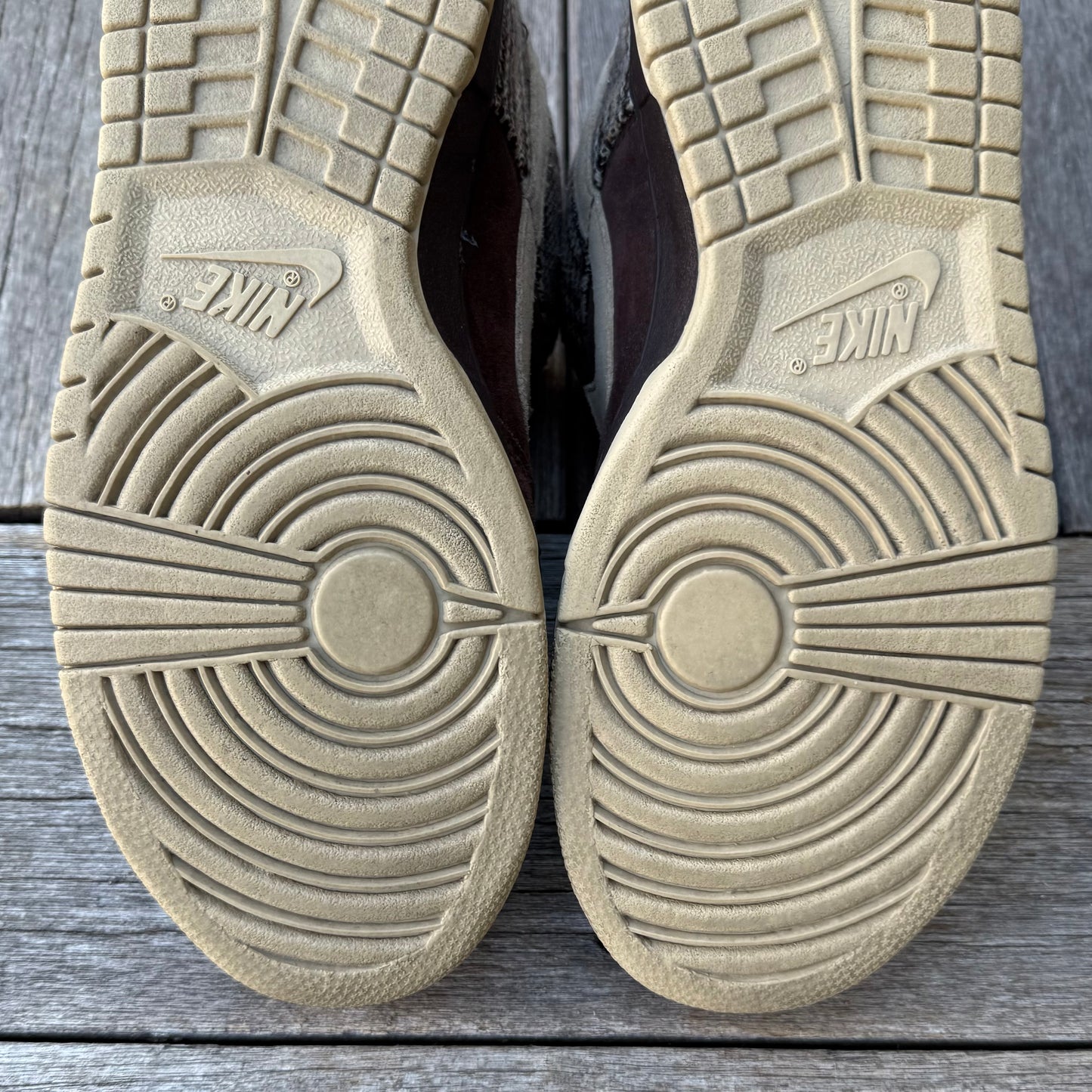 Nike SB Dunk Low Tweed Size 9