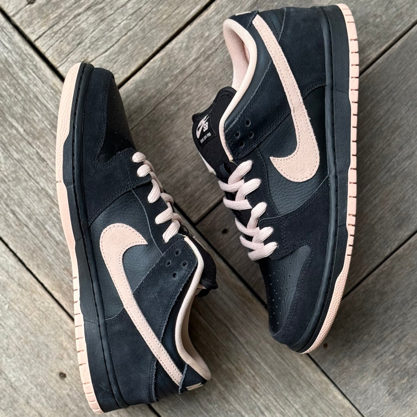 Nike SB Dunk Low Black Pink Coral Size 10.5