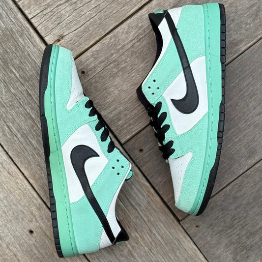 Nike SB Dunk Low Sea Crystal Size 10
