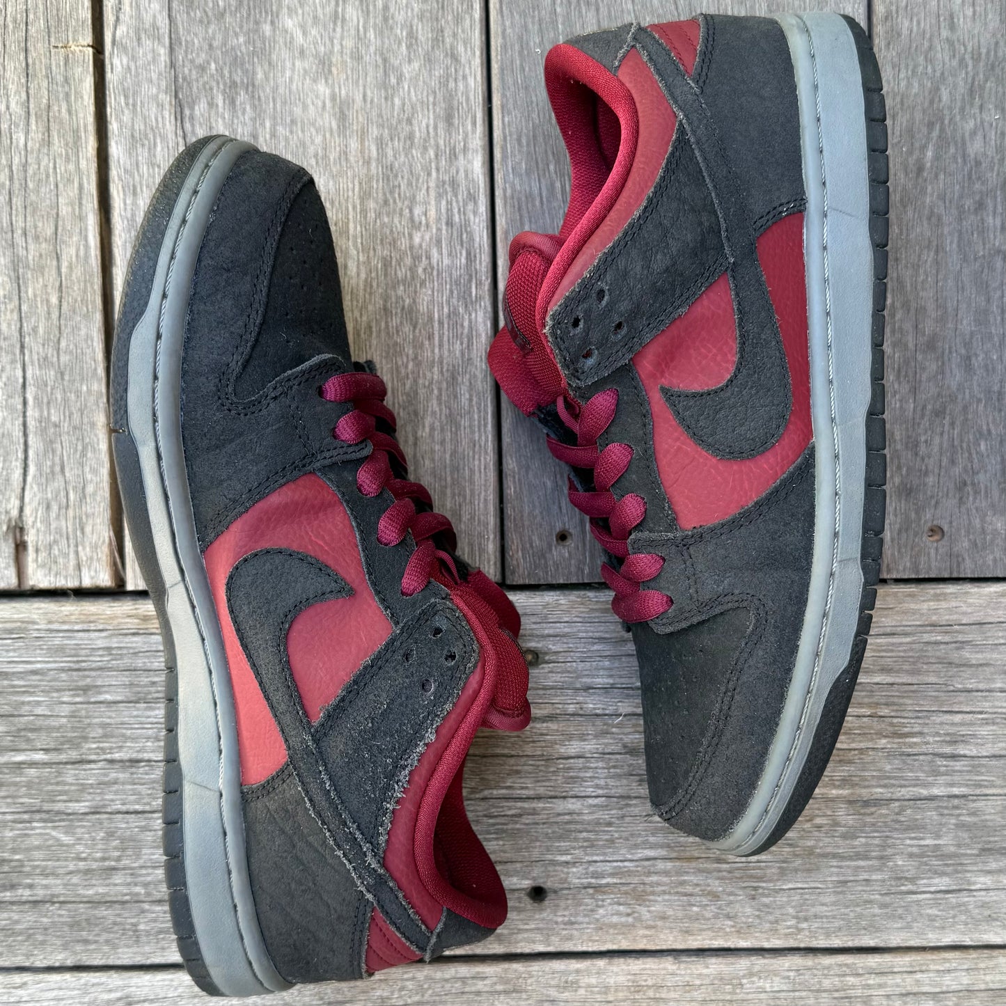 Nike SB Dunk Low Red Wine Size 8