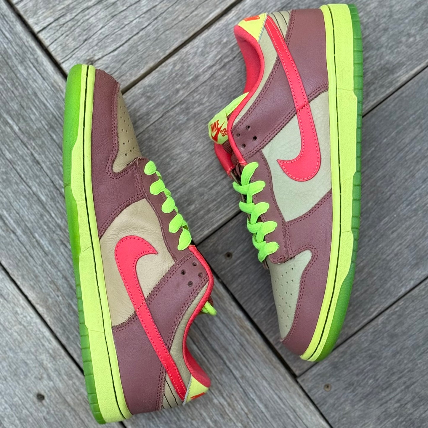 Nike SB Dunk Low Toxic Sea Robin/Avenger Size 8.5