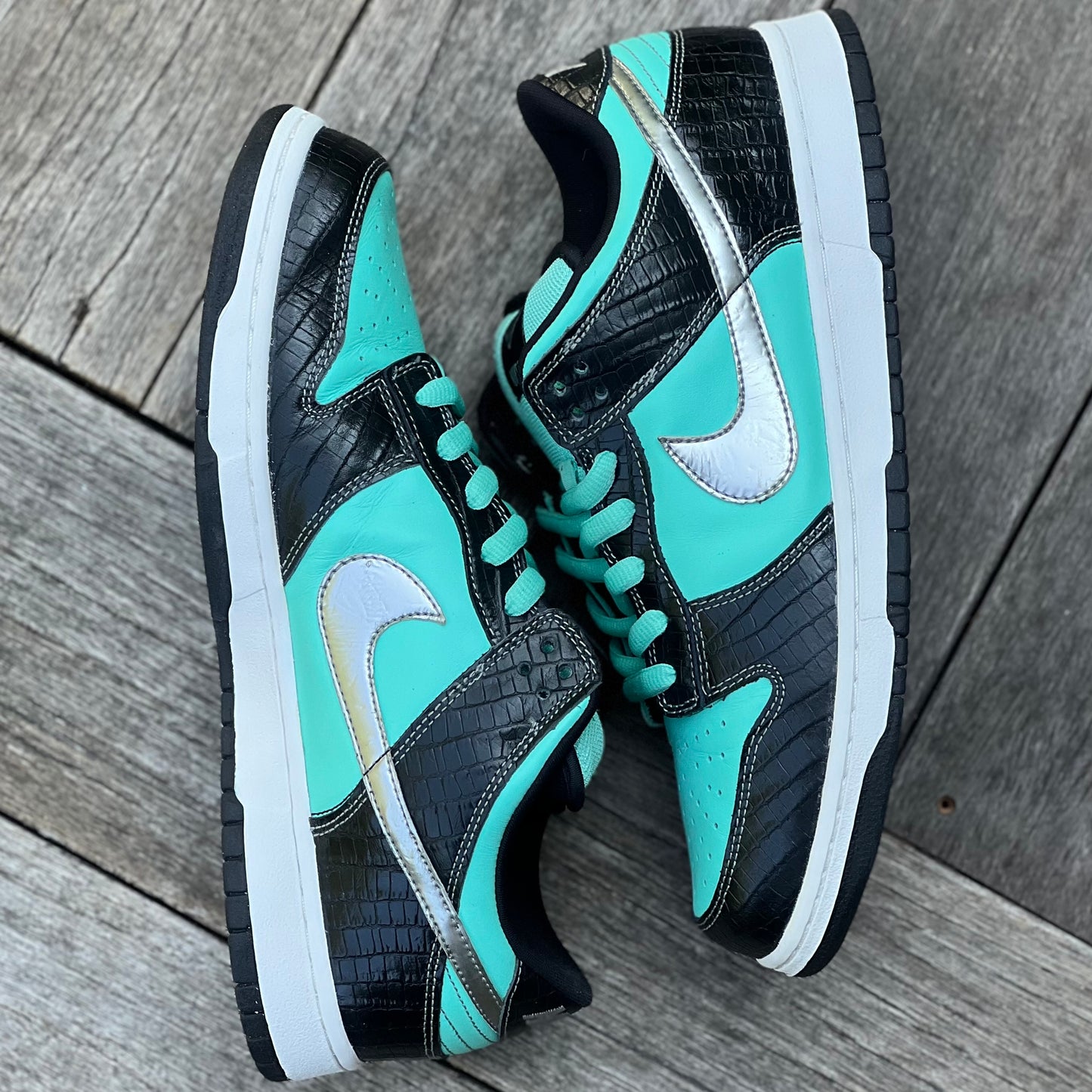 Nike SB Dunk Low Tiffany Diamond Size 12