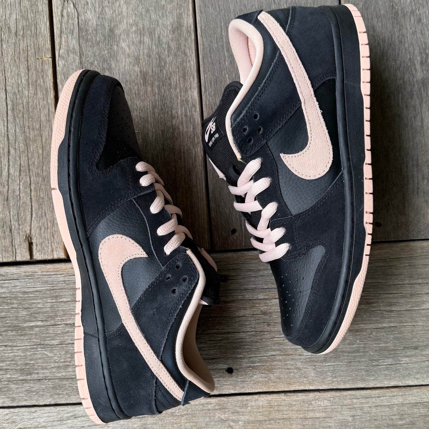 Nike SB Dunk Low Black Pink Coral Size 10.5