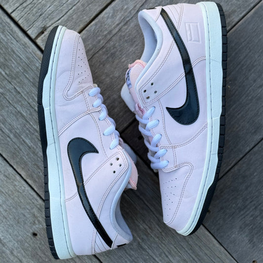 Nike SB Dunk Low Pink Box Size 10.5