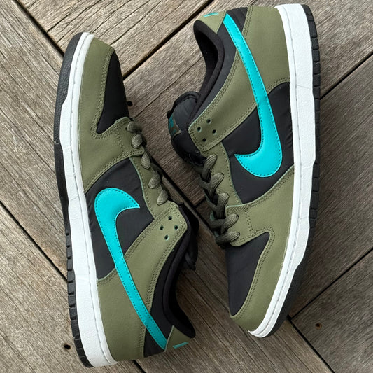Nike SB Dunk Low Medium Olive Turbo Green Size 11