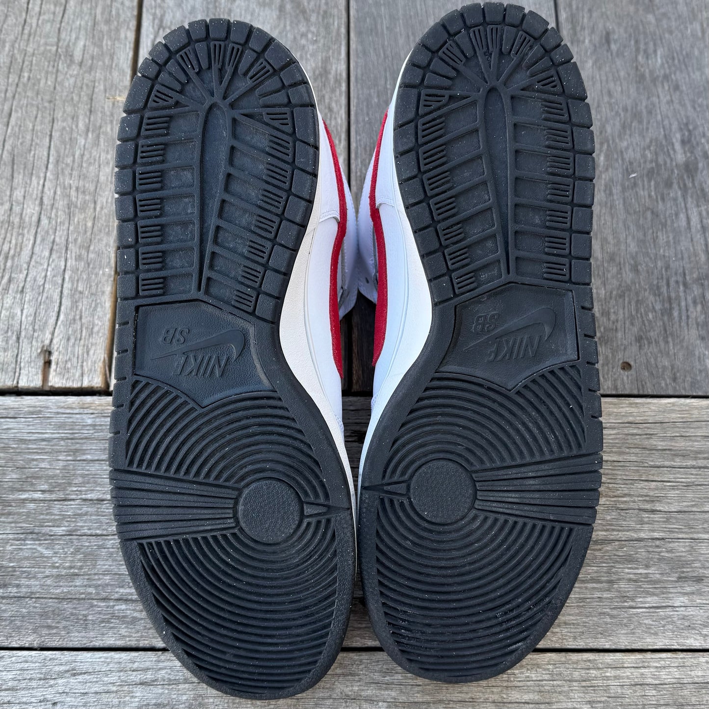 Nike SB Dunk Mid White Sport Red Black Size 13