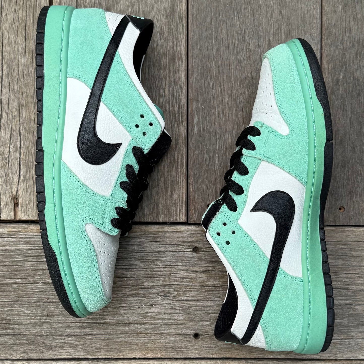 Nike SB Dunk Low Sea Crystal Size 10