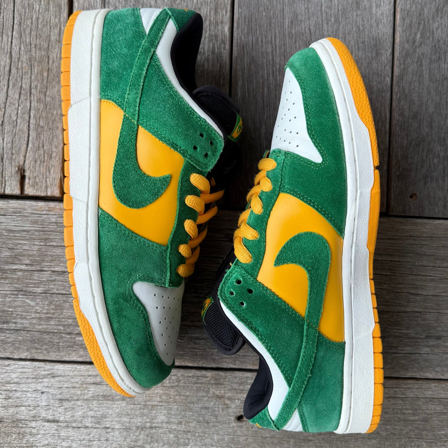 Nike SB Dunk Low Buck Size 10