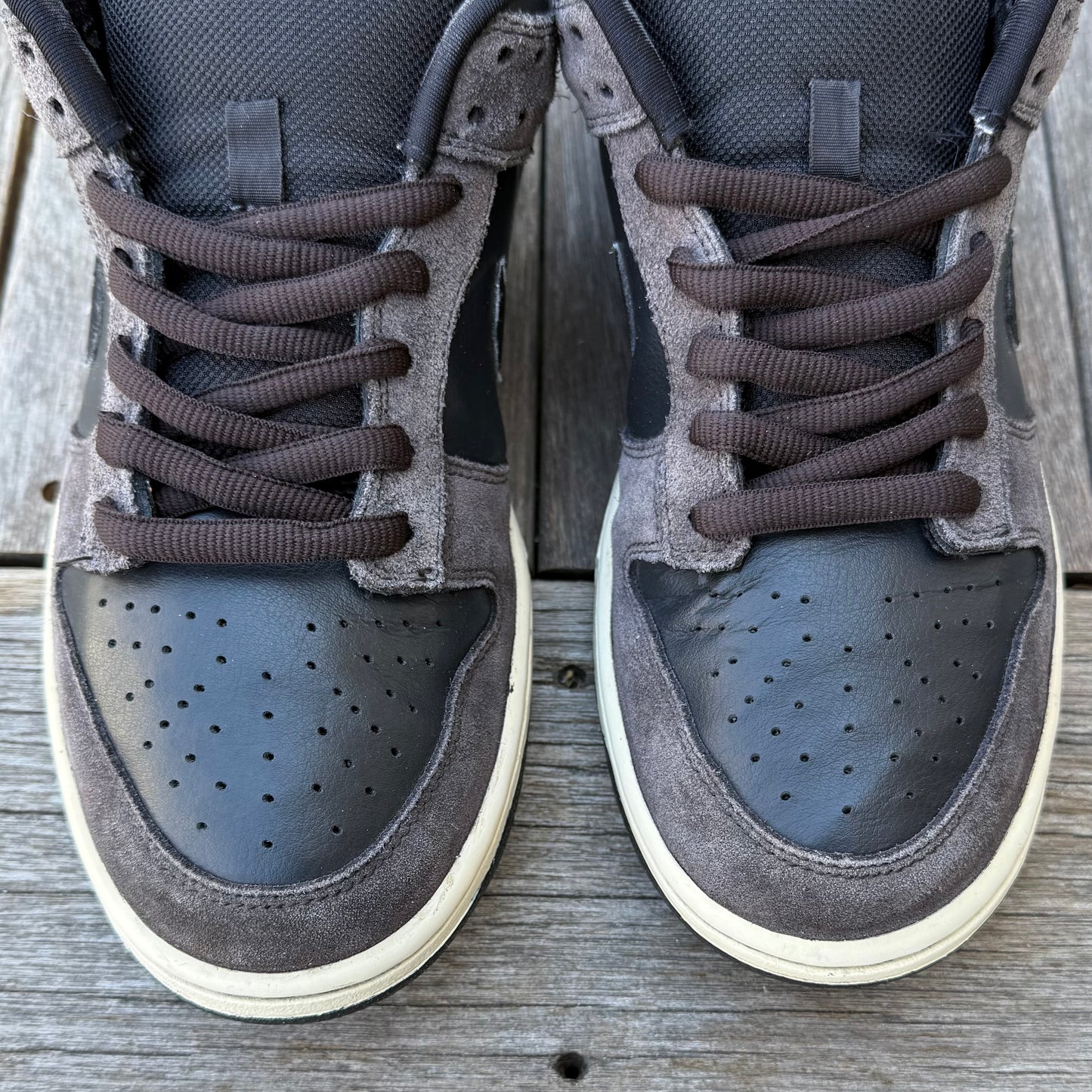 Nike SB Dunk Low Dark Charcoal Black Size 9.5