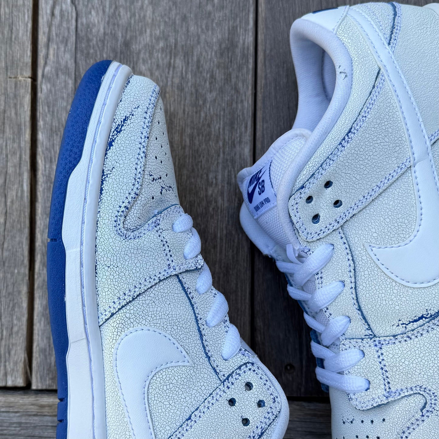 Nike SB Dunk Low Cracked Leather Size 9.5