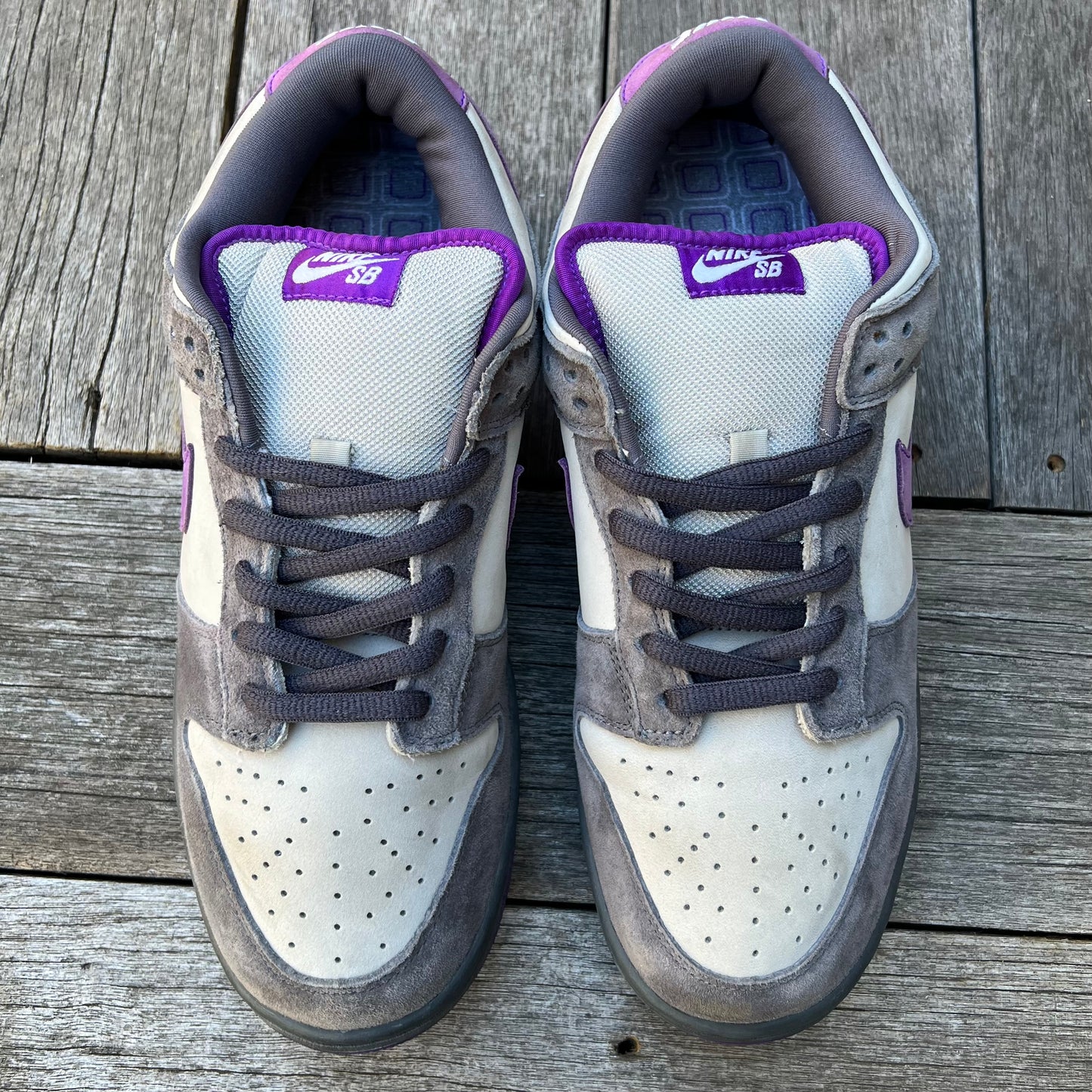 Nike SB Dunk Low Purple Pigeon Size 11.5