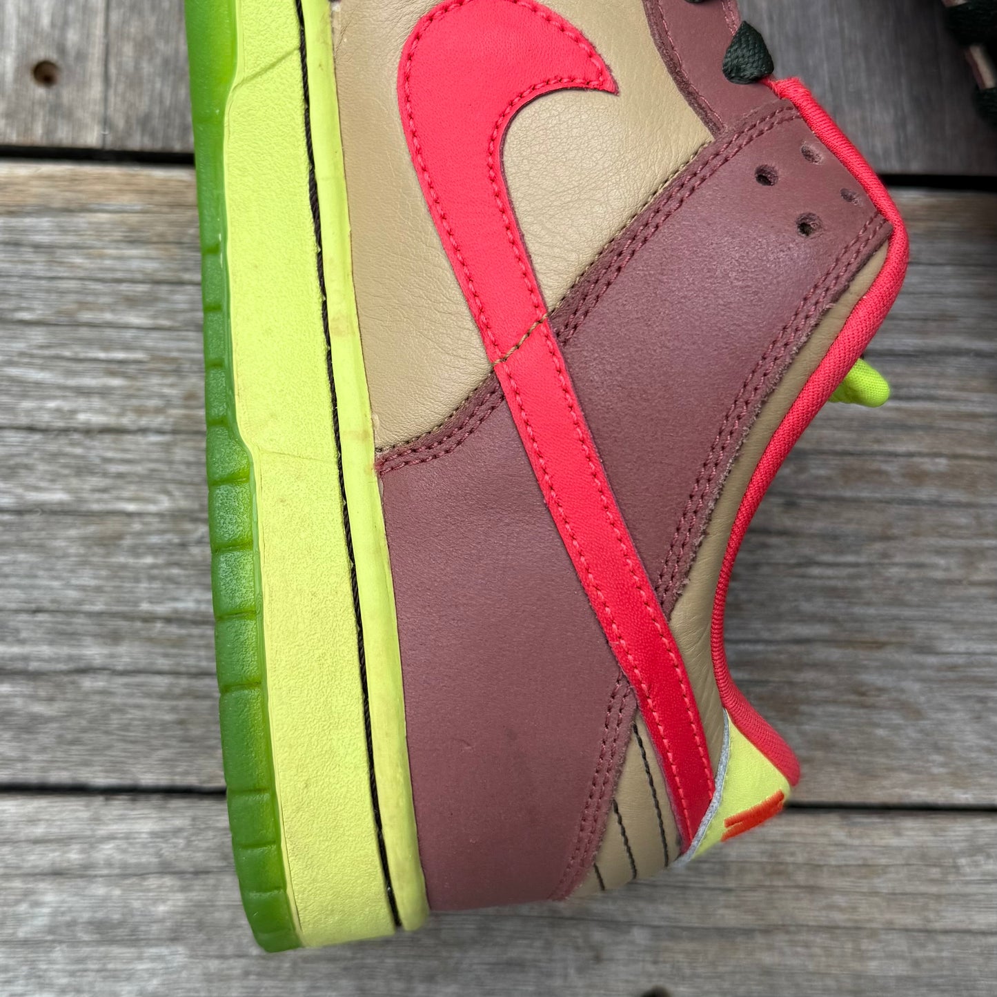 Nike SB Dunk Low Toxic Sea Robin Size 10.5