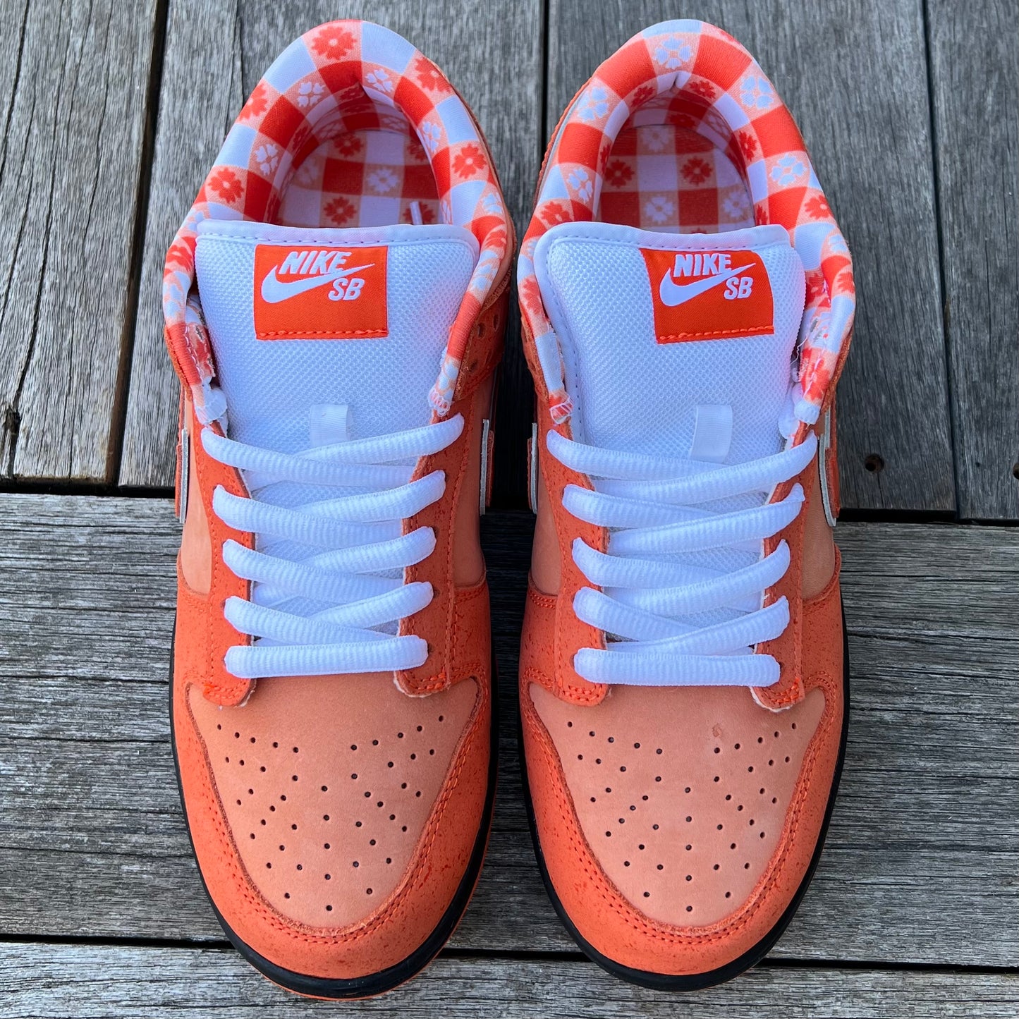 Nike SB Dunk Low Orange Lobster Size 8