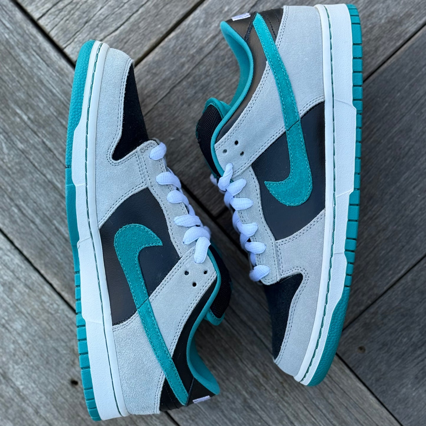 Nike SB Dunk Low Chrome Ball Incident Size 10