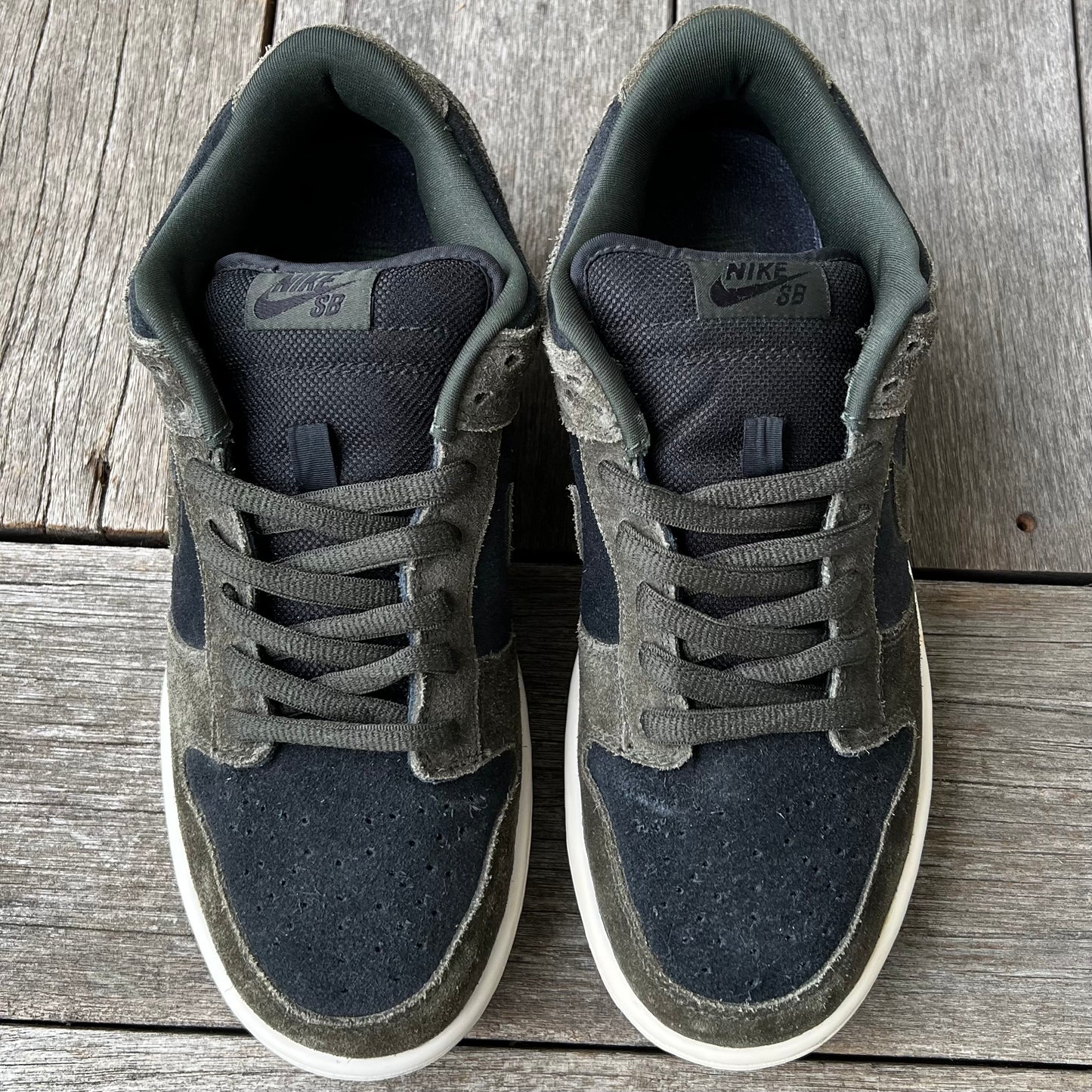 Nike SB Dunk Low UnLoden Size 8.5