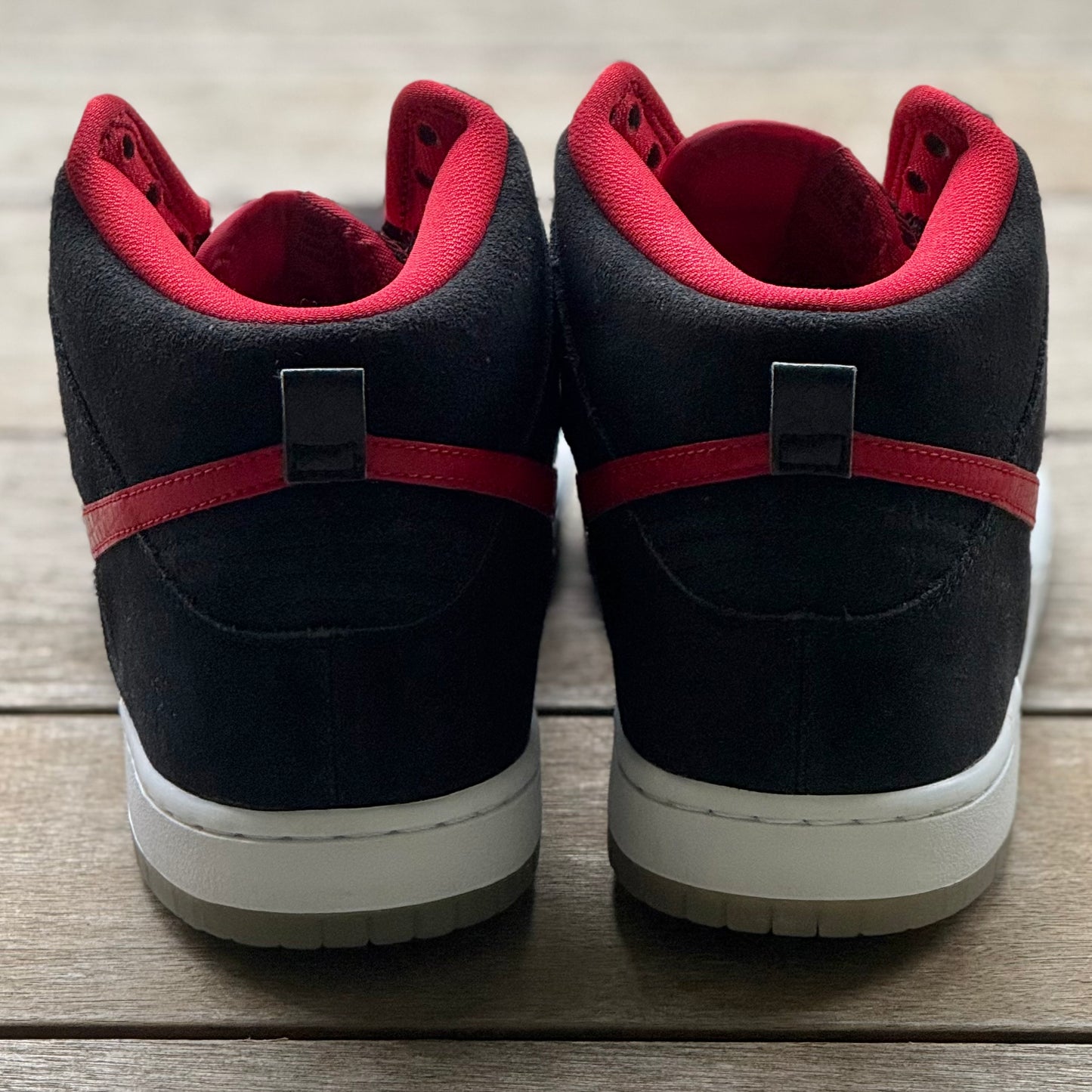 Nike SB Dunk High Bred JPack Black/Gym Red Size 10.5
