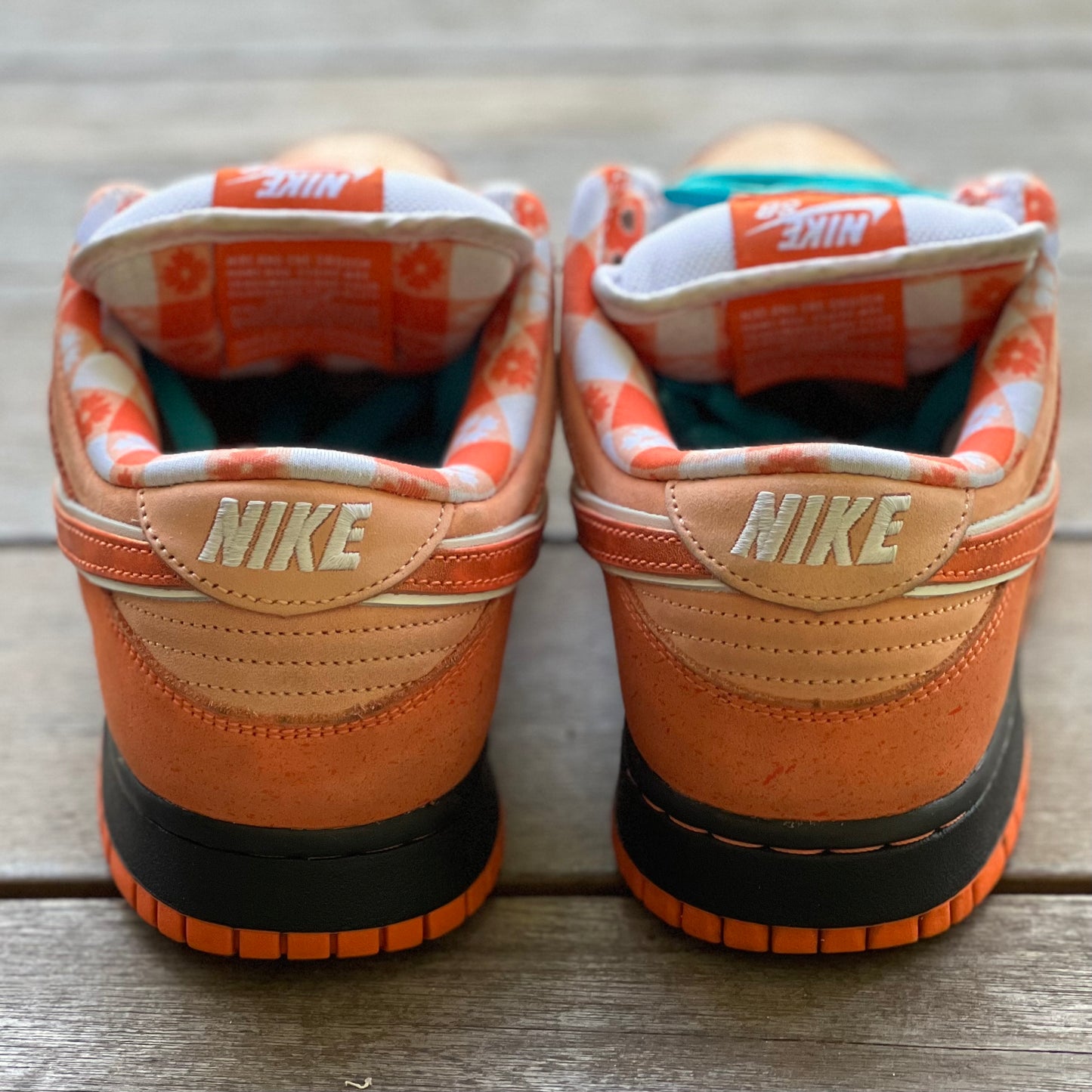 Nike SB Dunk Low Orange Lobster Size 9.5