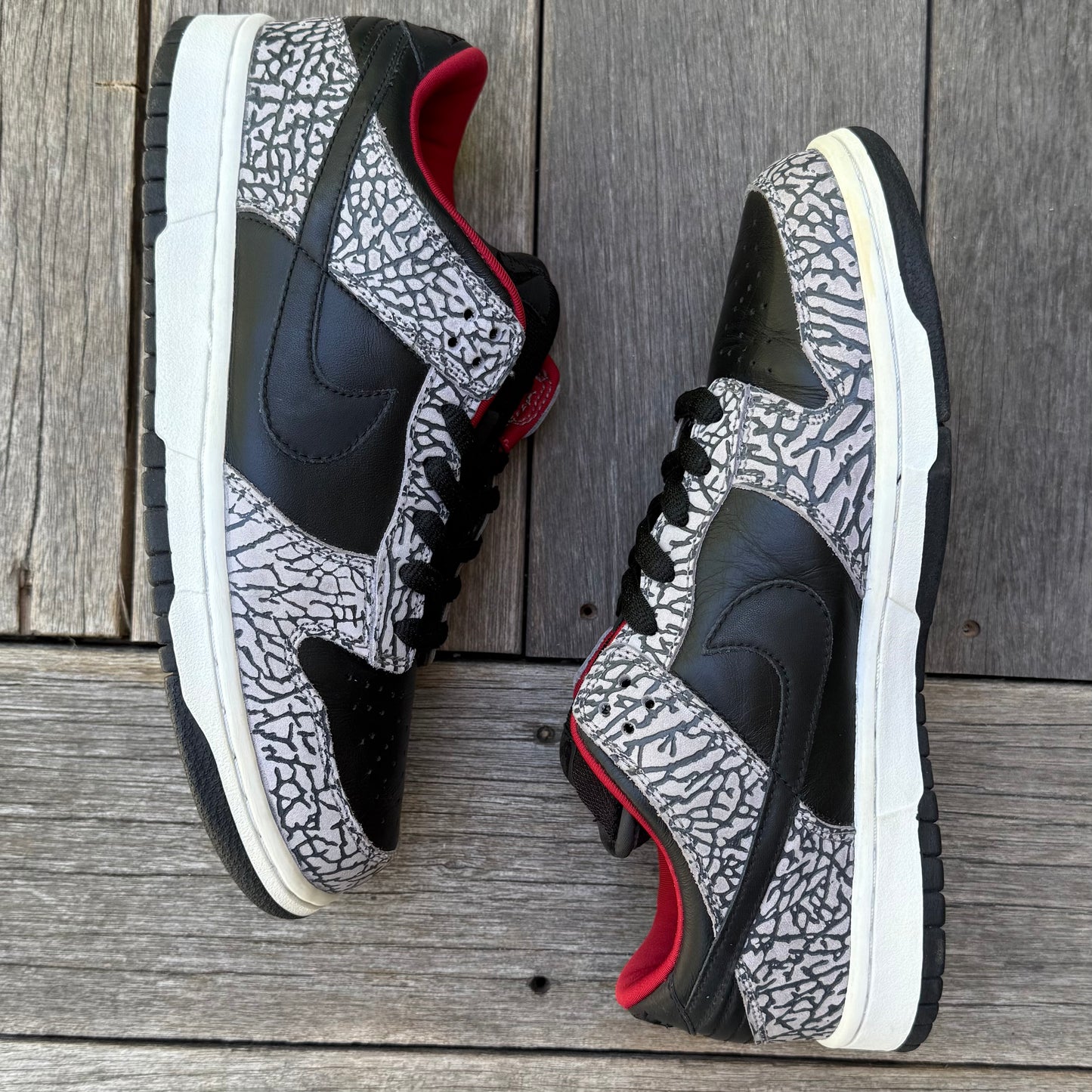 Nike SB Dunk Low Black Cement Supreme Size 9.5