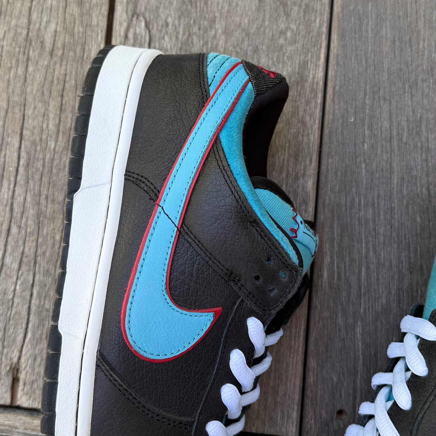 Nike SB Dunk Low Angels & Demons Size 12