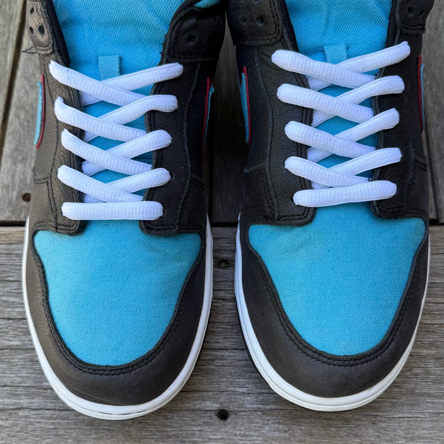 Nike SB Dunk Low Angels & Demons Size 12