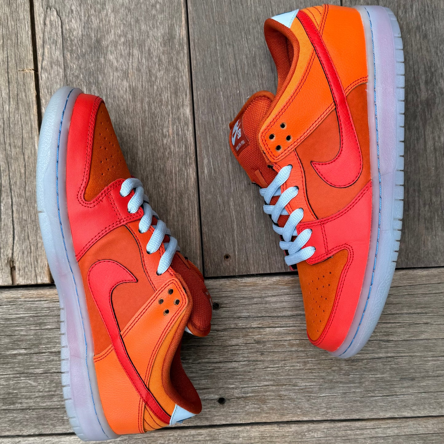 Nike SB Dunk Low Fire & Ice Size 9.5