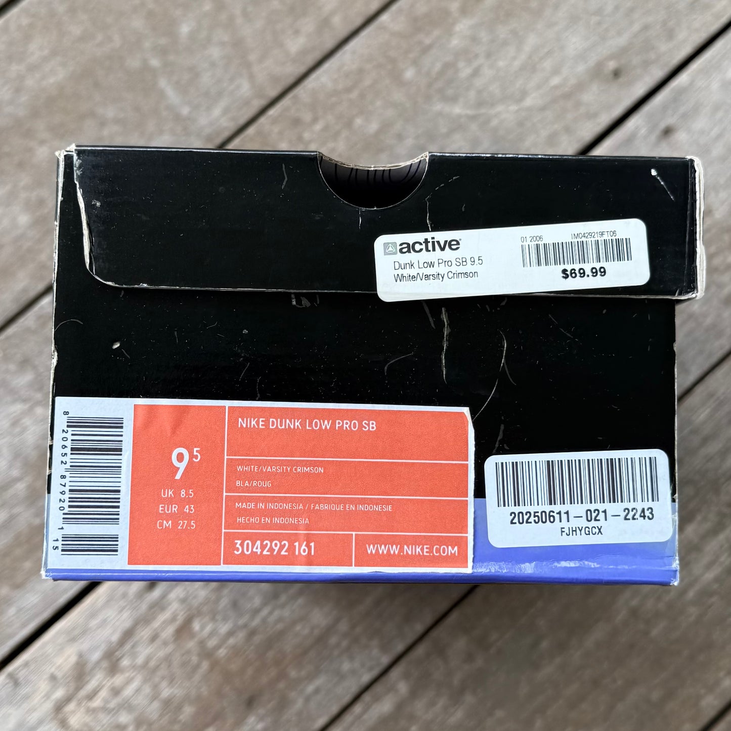 Nike SB Dunk Low Crimson Size 9.5
