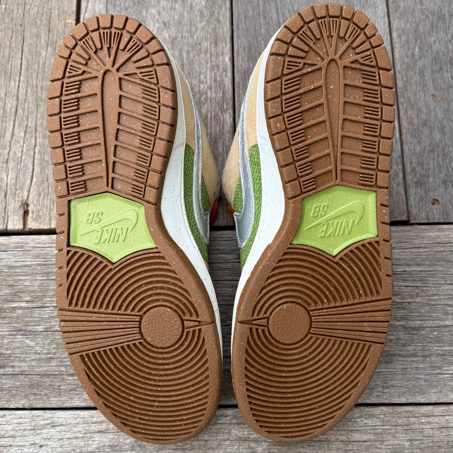 Nike SB Dunk Low Escargot SAMPLE Size 9