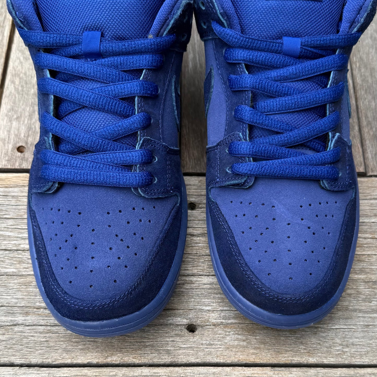 Nike SB Dunk Low Blue Moon Size 10