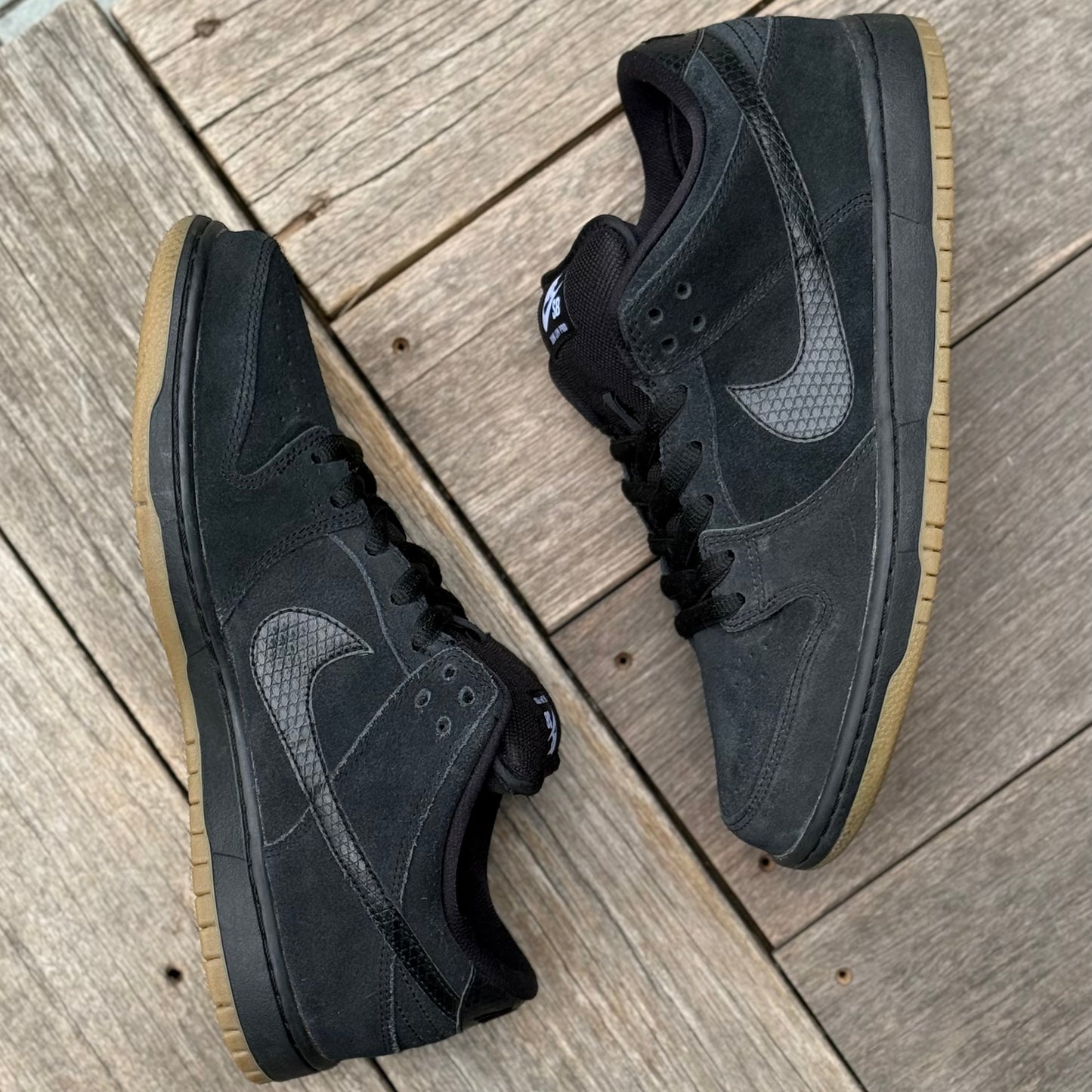 Nike SB Dunk Low Black Snakeskin Gum Size 10