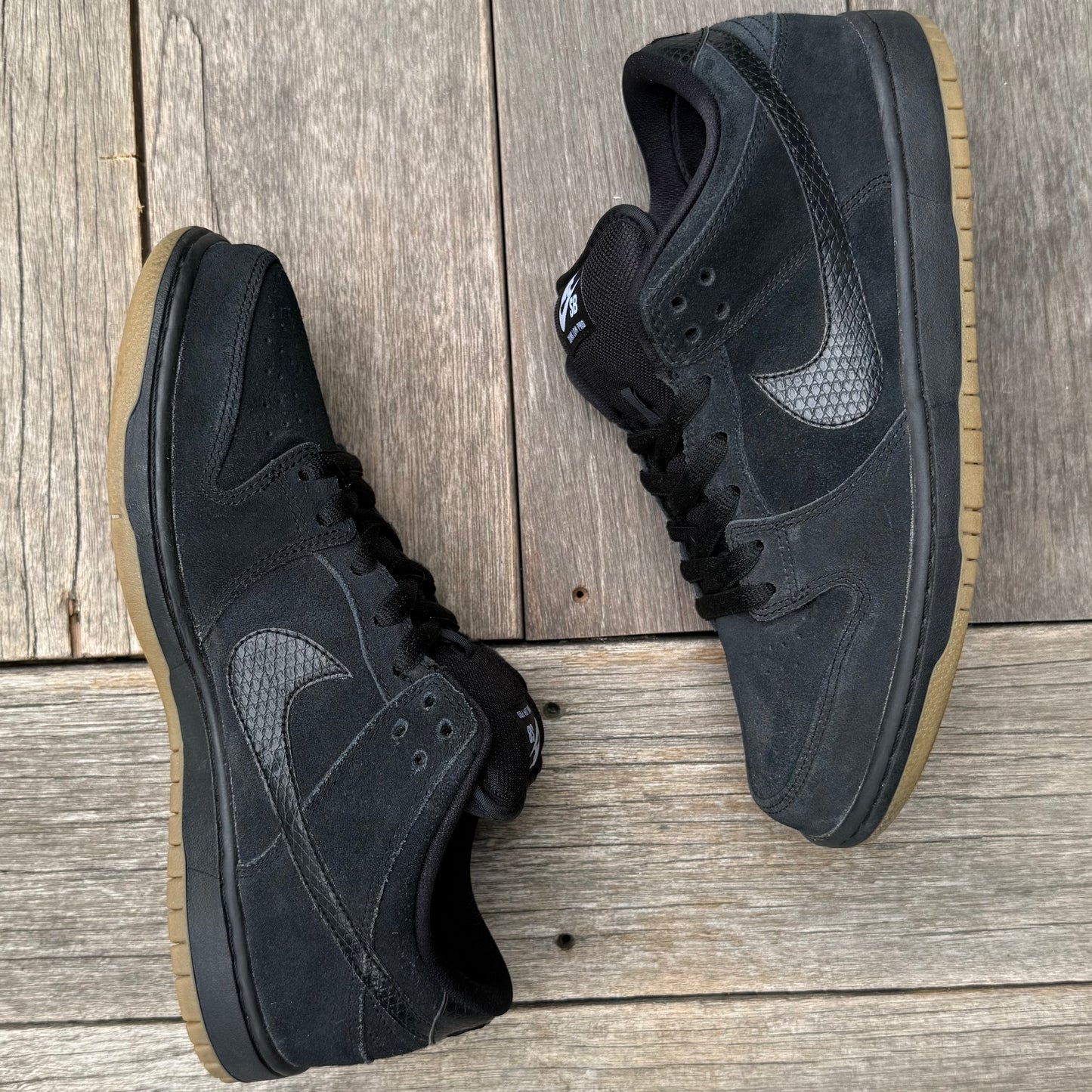 Nike SB Dunk Low Black Snakeskin Gum Size 10