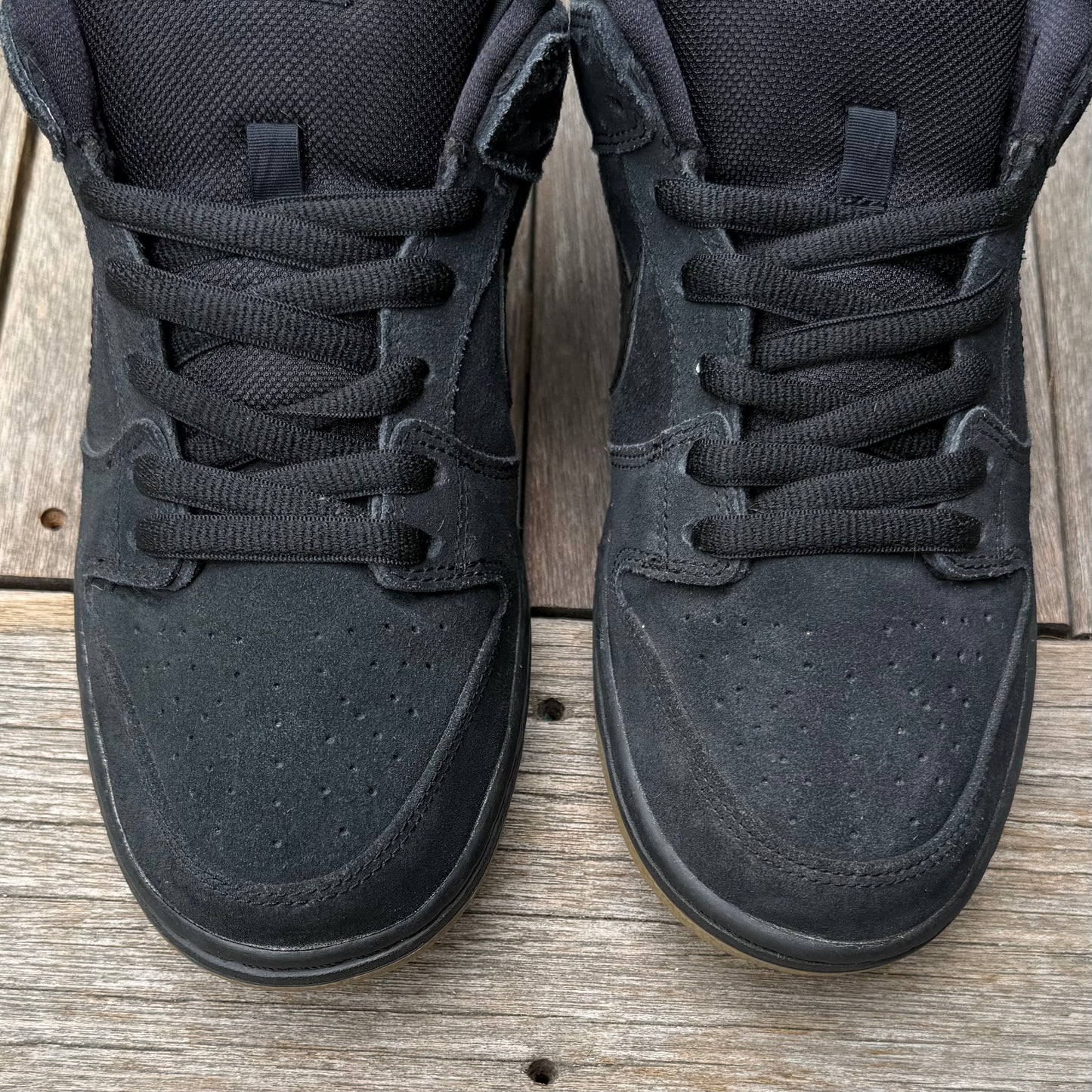 Nike SB Dunk Low Black Snakeskin Gum Size 10