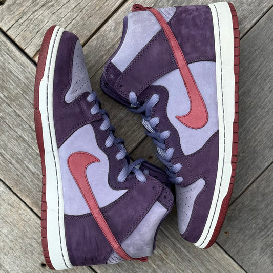 Nike SB Dunk High Plum Size 10