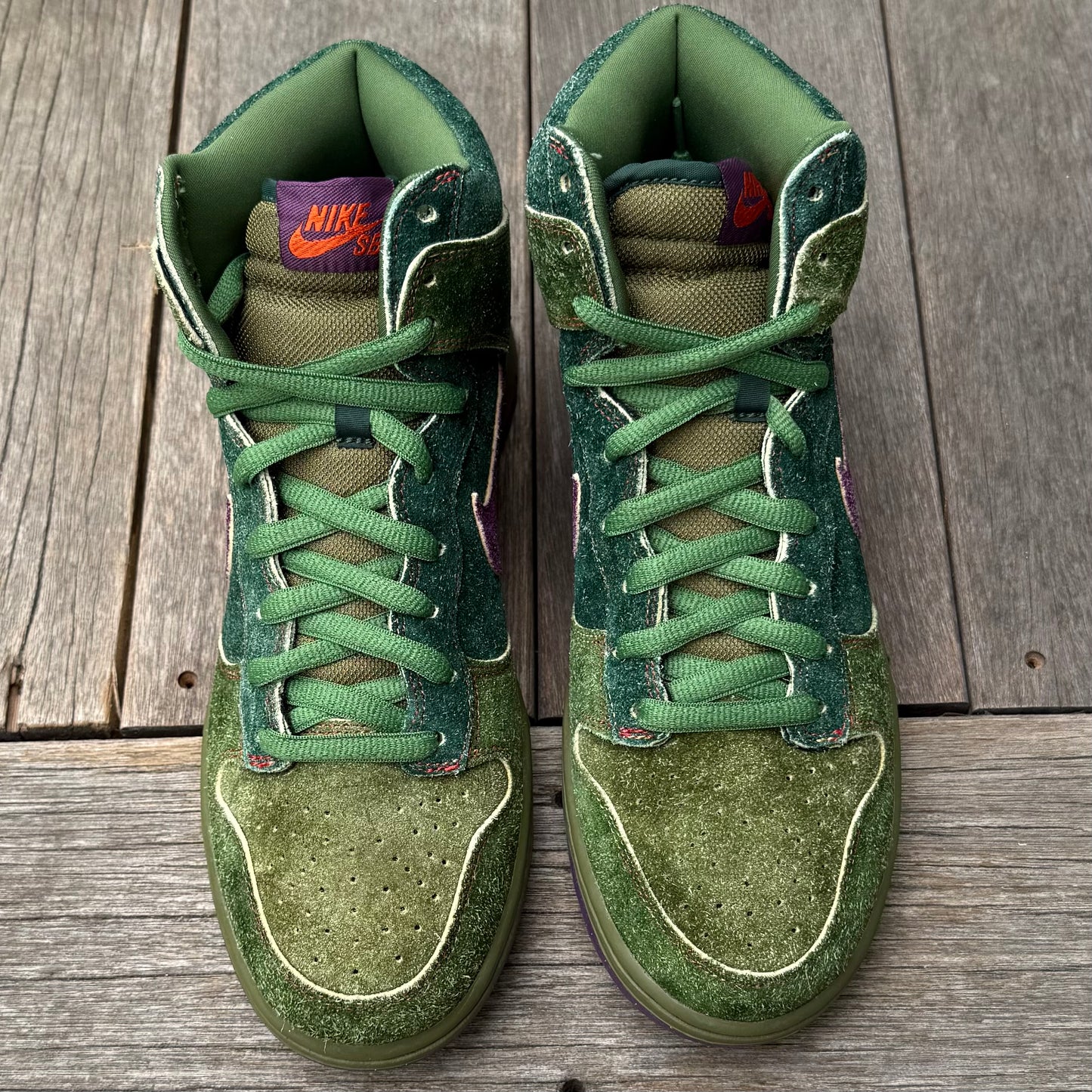 Nike SB Dunk High Skunk (420) Size 9.5