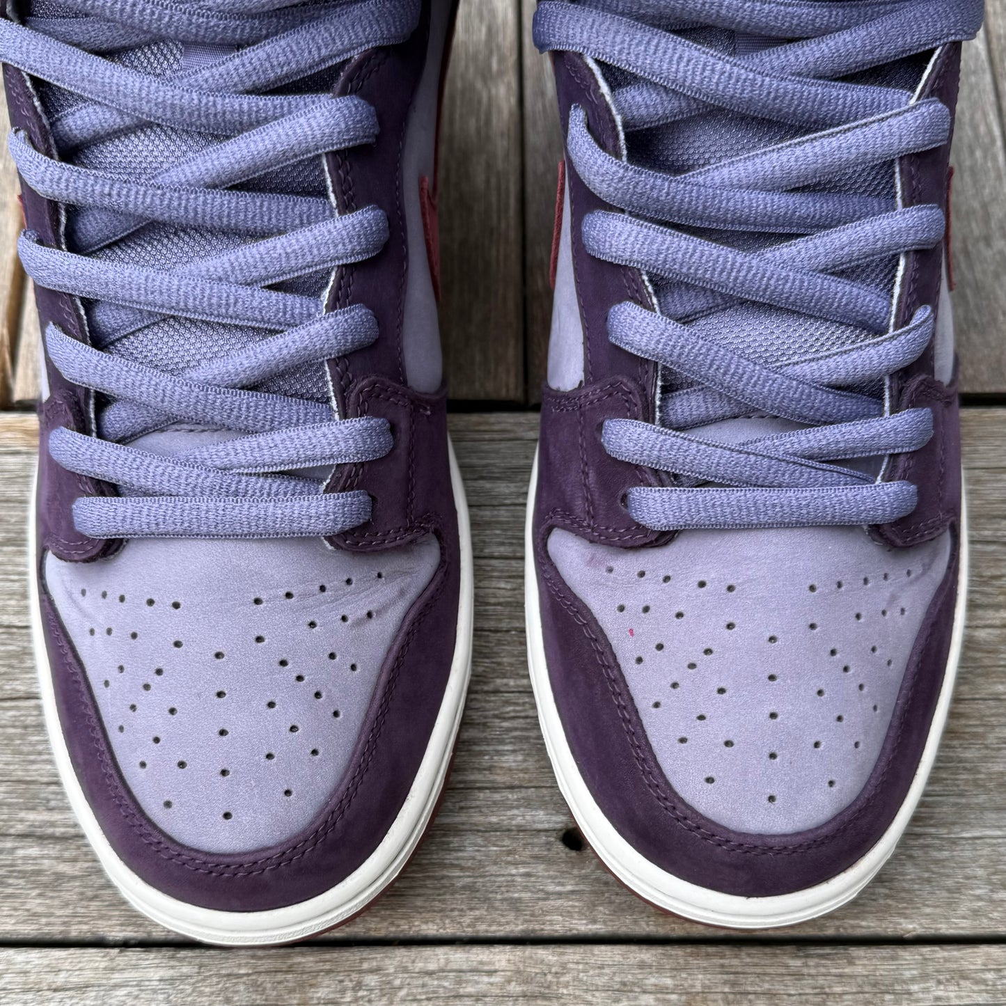 Nike SB Dunk High Plum Size 10