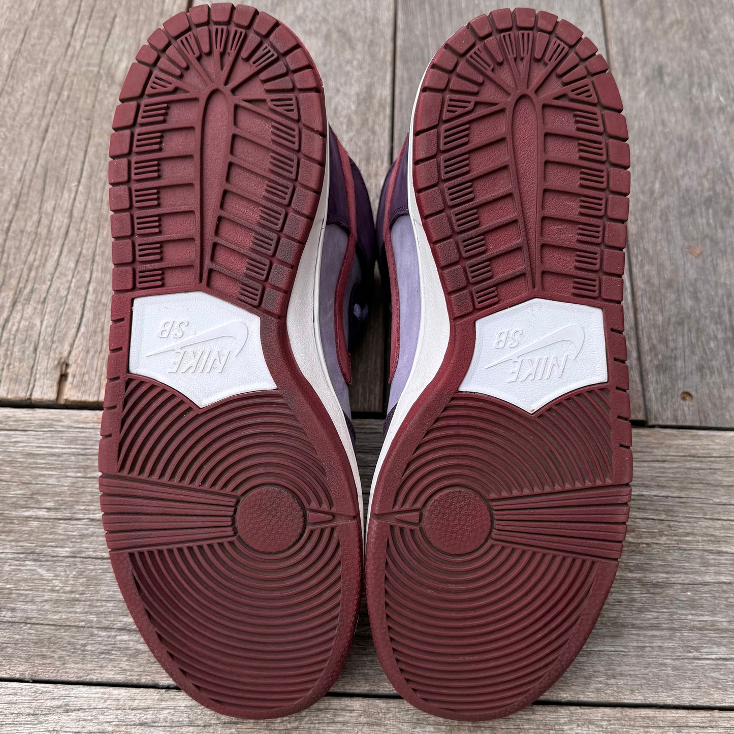 Nike SB Dunk High Plum Size 10