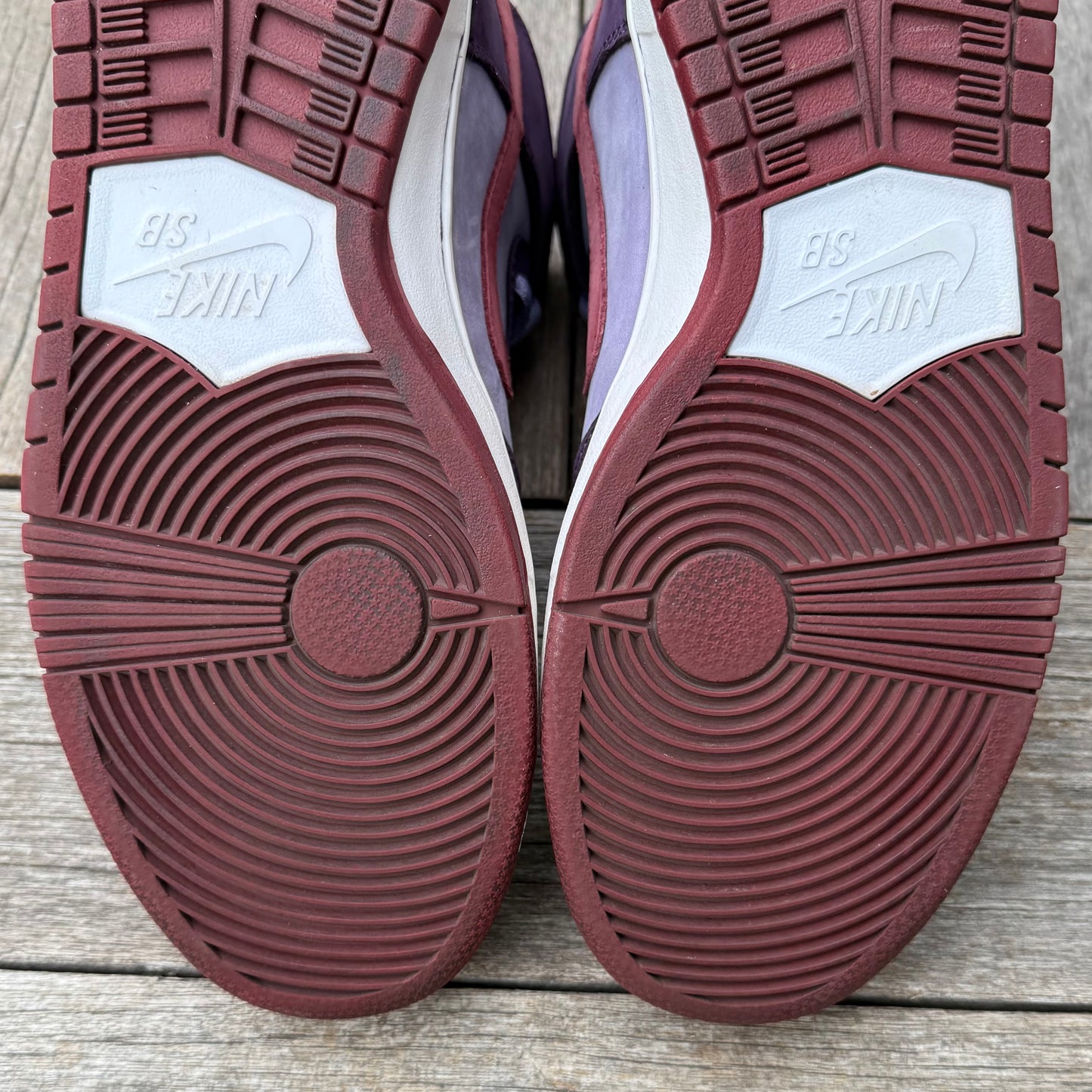 Nike SB Dunk High Plum Size 10