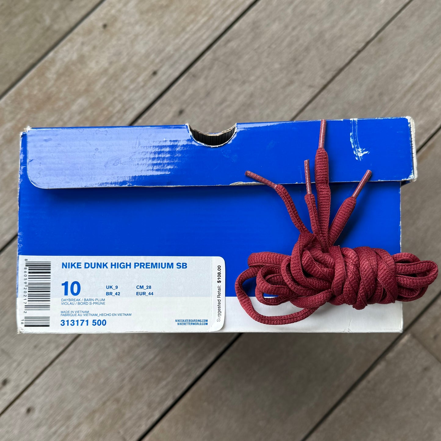 Nike SB Dunk High Plum Size 10