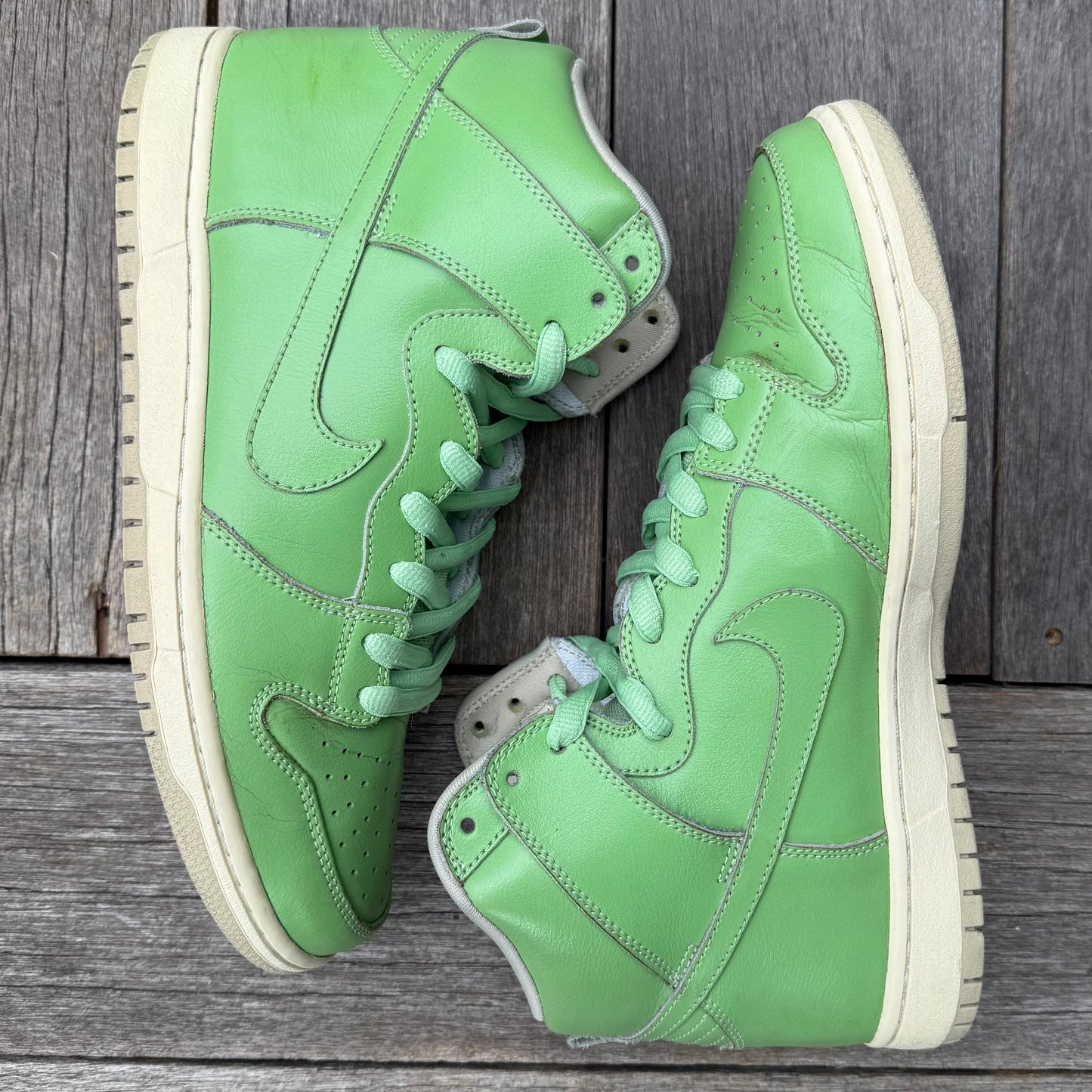 Nike SB Dunk High Statue of Liberty Size 10