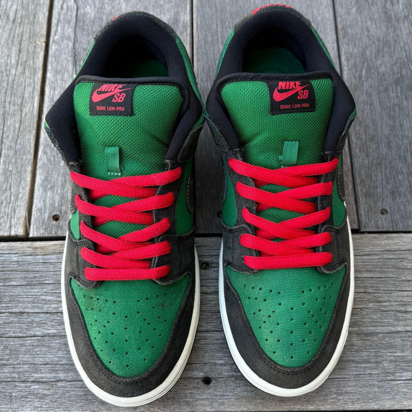 Nike SB Dunk Low Pine Green Size 10.5