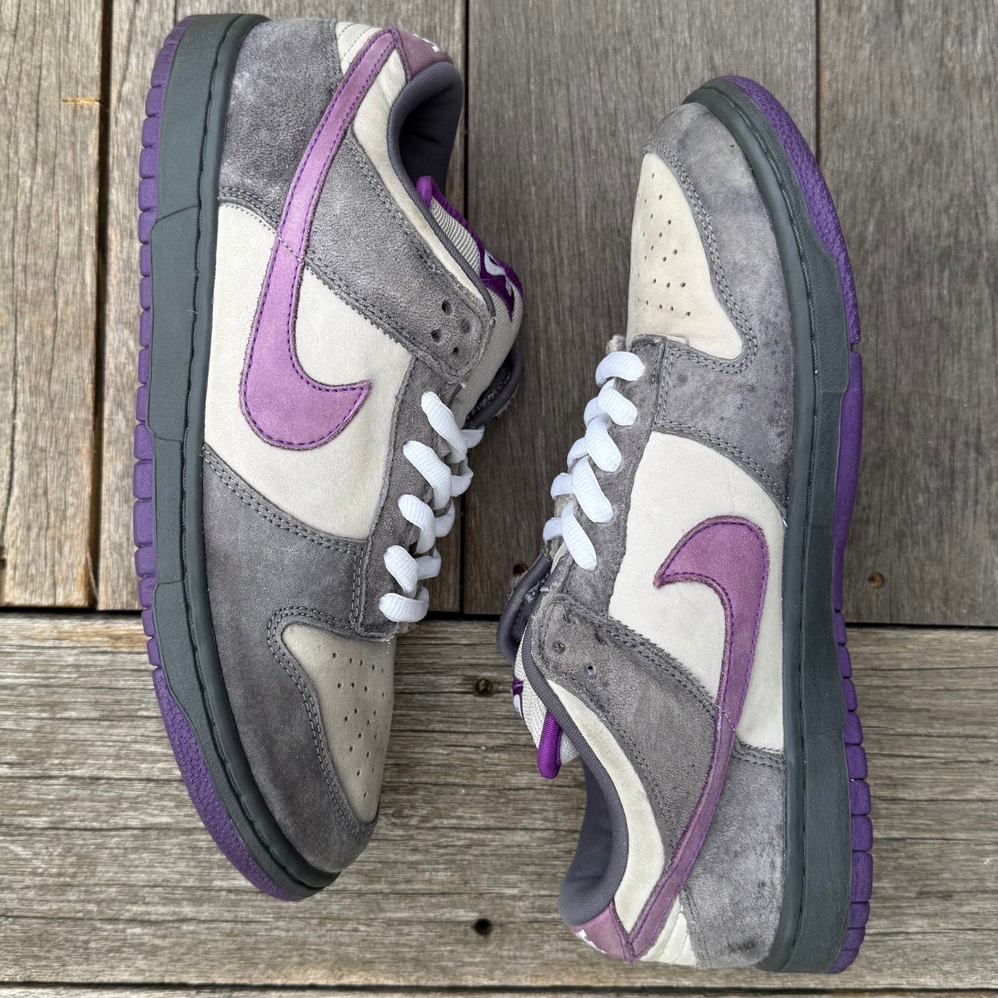Nike SB Dunk Low Purple Pigeon Size 11
