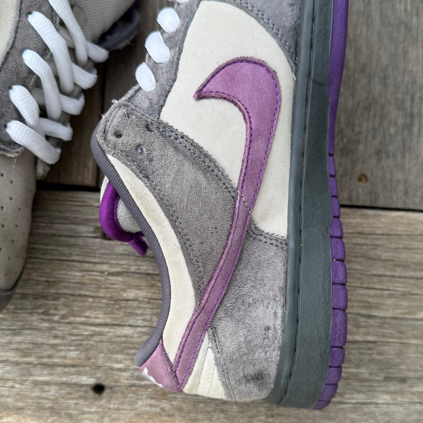 Nike SB Dunk Low Purple Pigeon Size 11
