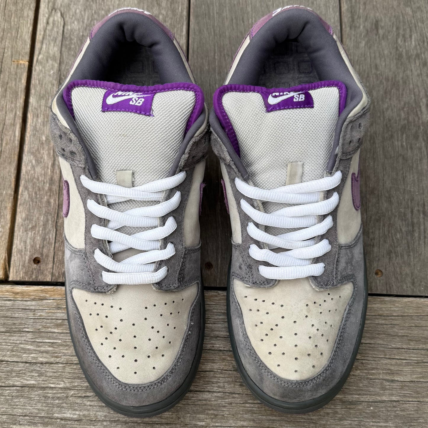 Nike SB Dunk Low Purple Pigeon Size 11
